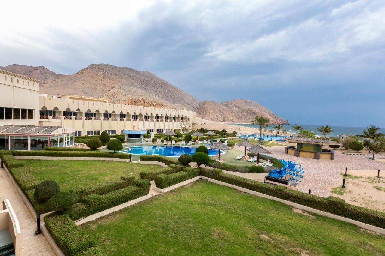 Dibba Beach Resort Exterior photo