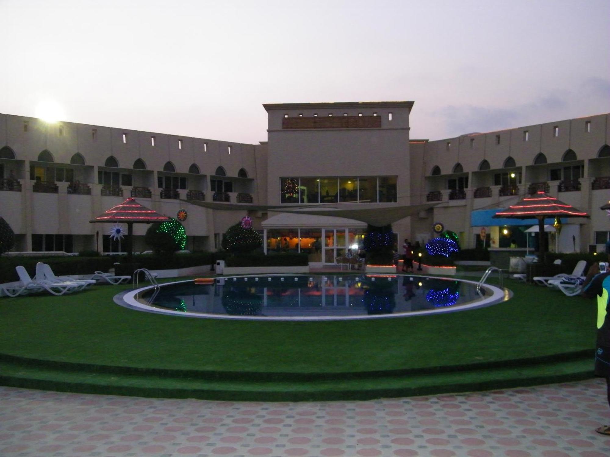 Dibba Beach Resort Exterior photo